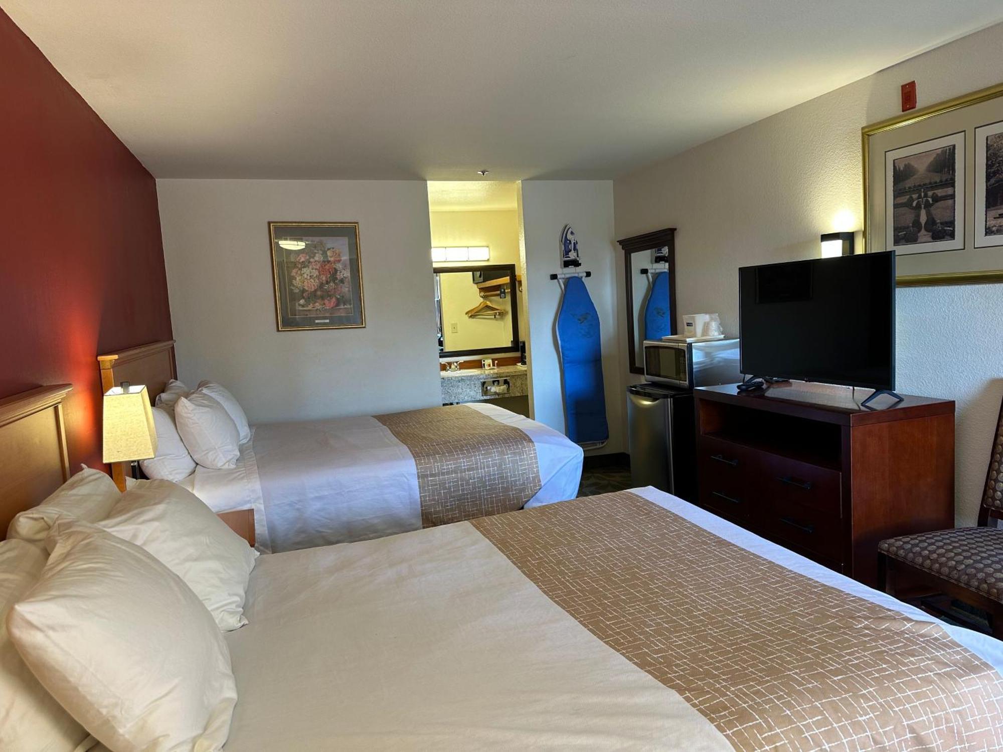 Econo Lodge Edmonds North Seattle Екстер'єр фото