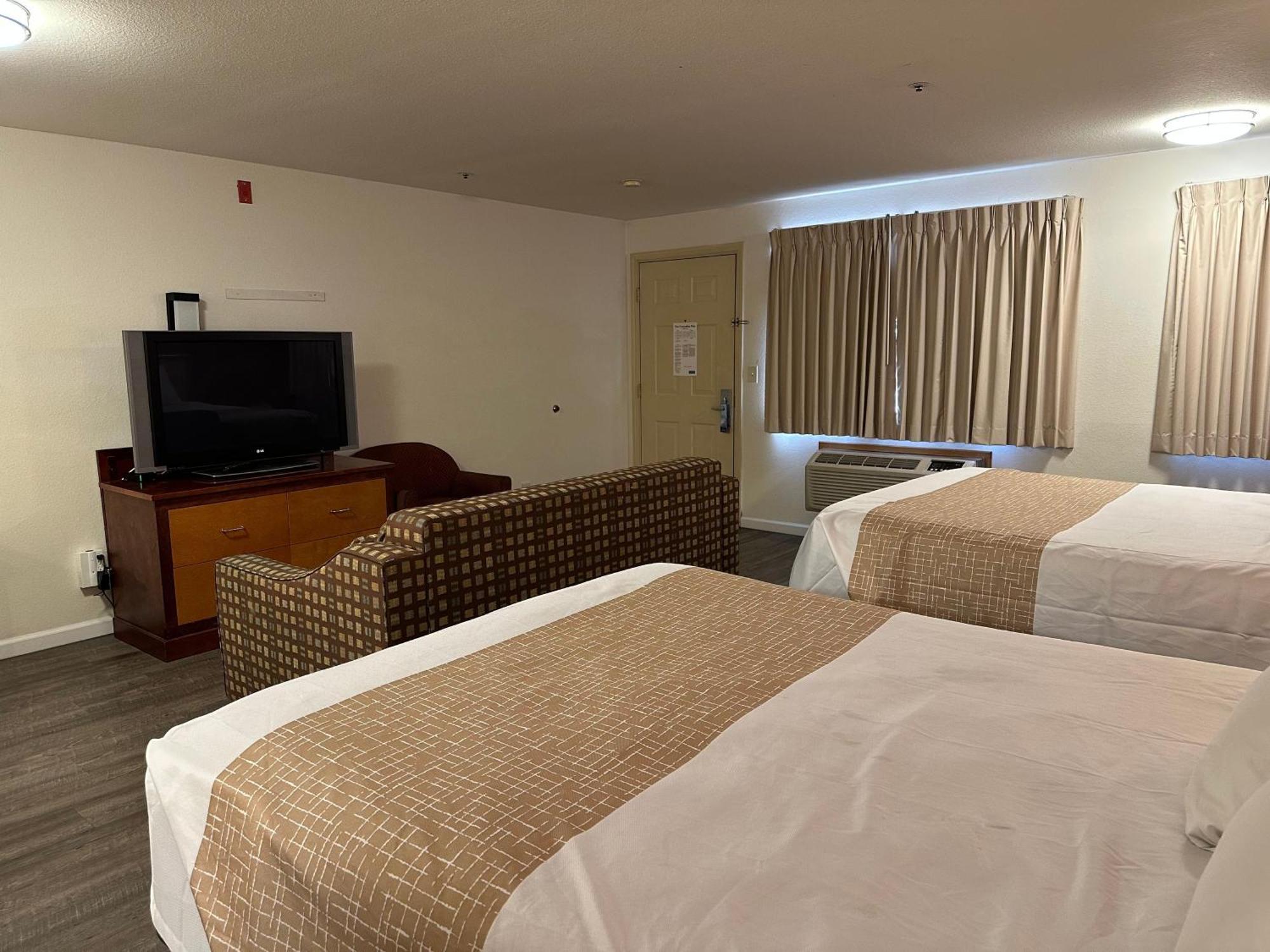 Econo Lodge Edmonds North Seattle Екстер'єр фото